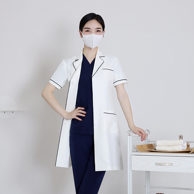 Camice da Laboratorio Bianco a - Medical Lab Years recensione e prezzo